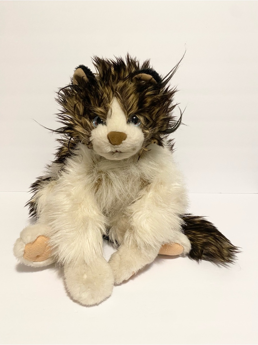 Folkmanis Ragdoll Cat Hand Puppet Realistic Kitten Plush 20” Stuffed Animal Toy